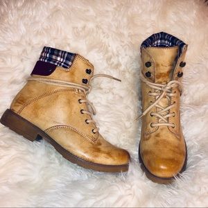 Rampage Combat Boots With Plaid Detail